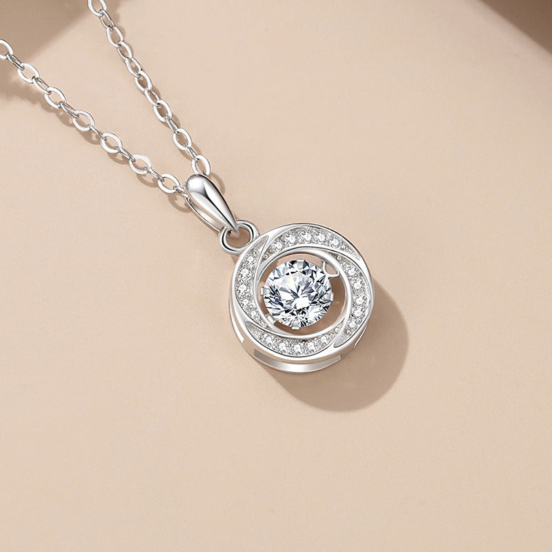 Dancing Stone Round Necklace