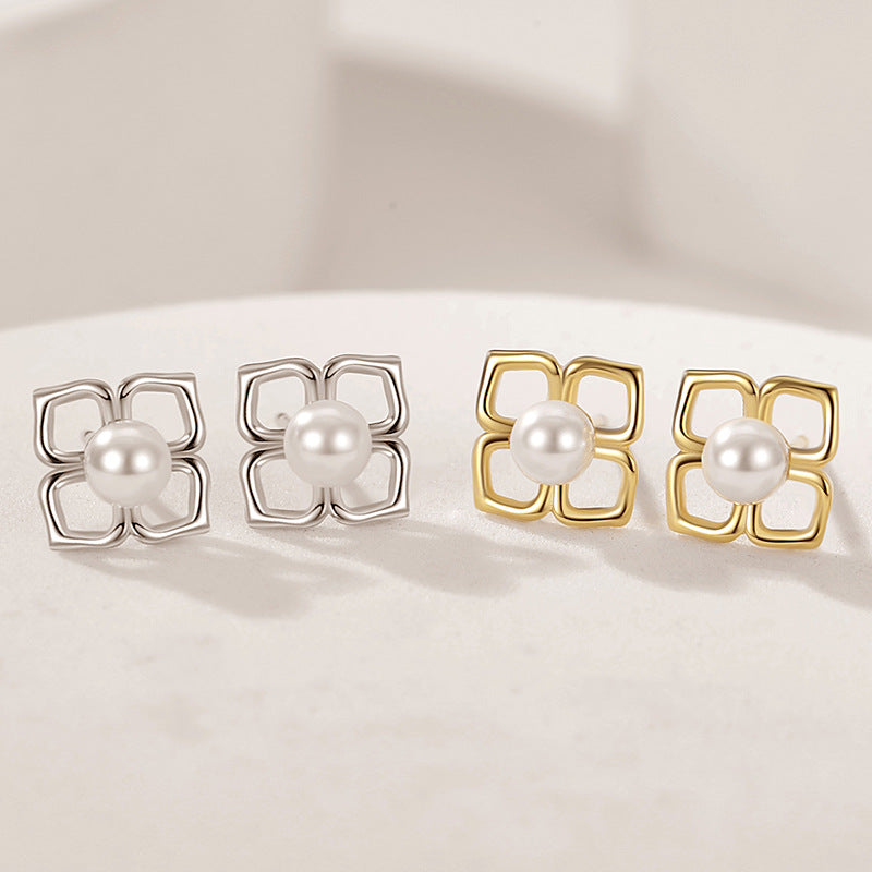 Pearl Earrings