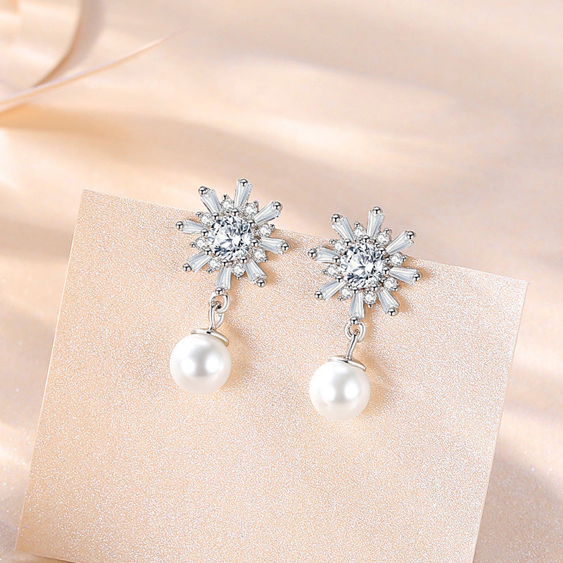 Snowflakes Pearl Dangle Earrings