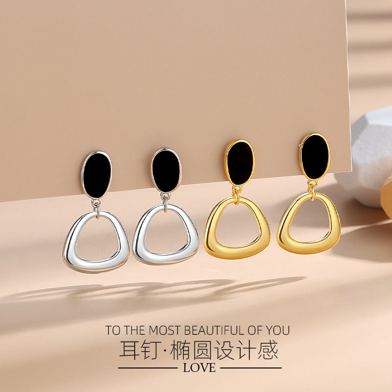 Dangle Earrings