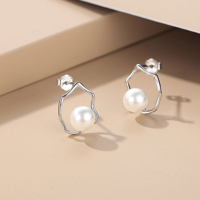 Pearl Stud