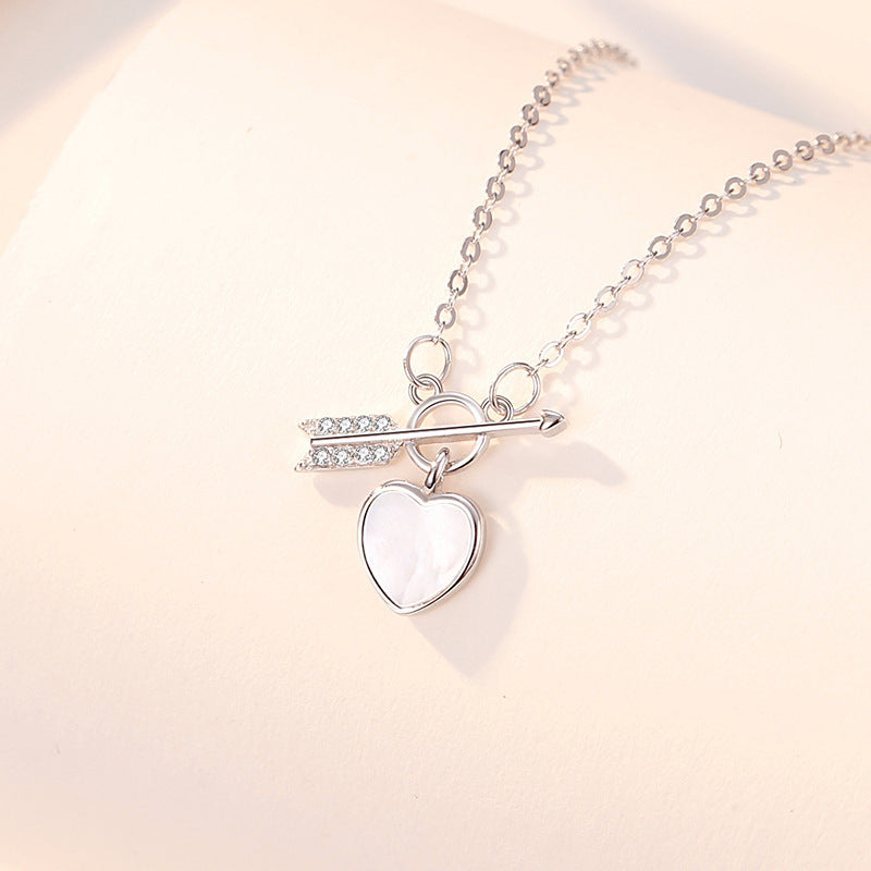 Arrow Hear Necklace