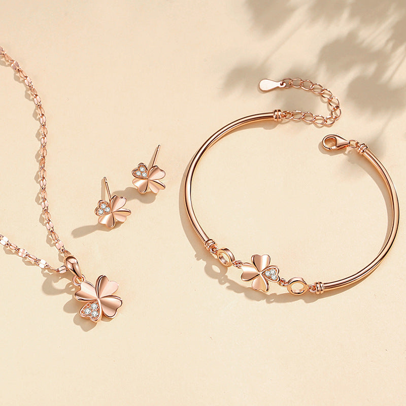 Four Leaf Bracelet