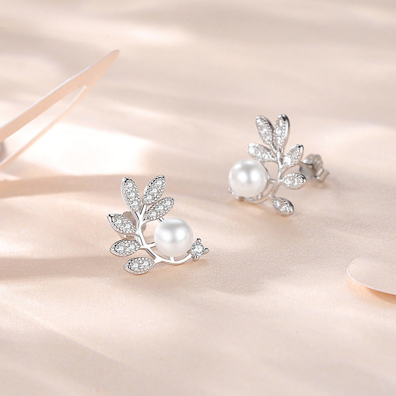 Pearl Leaf Stud Earrings