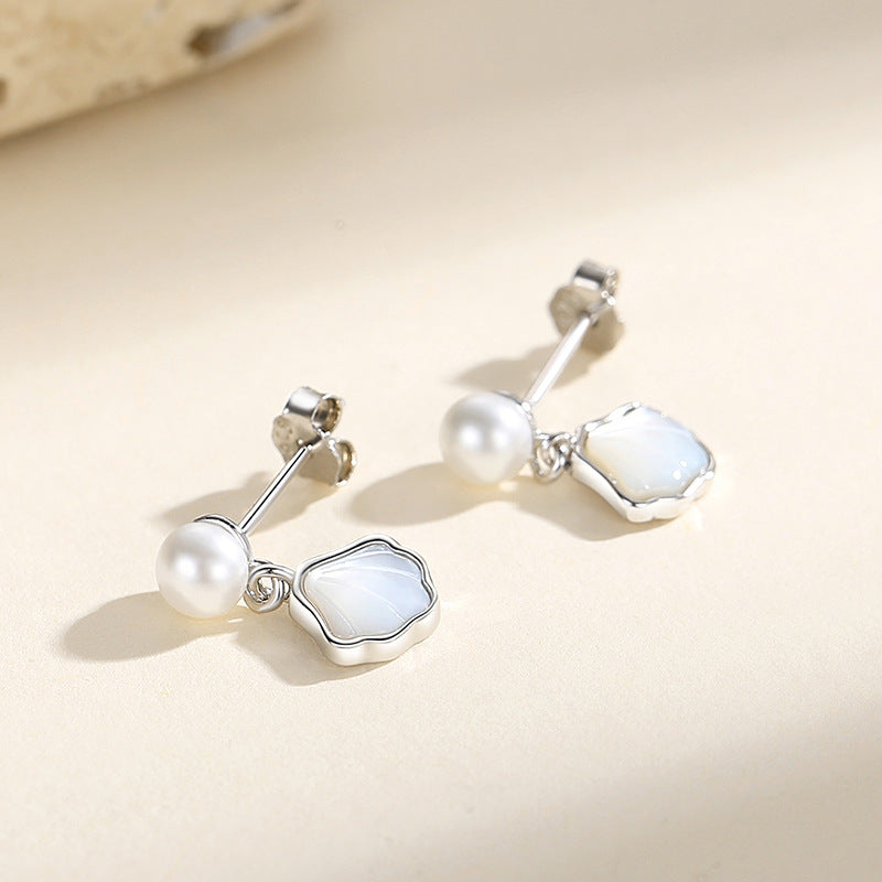 Pearl Dangle Earrings