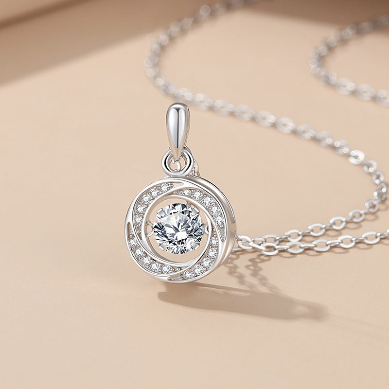 Dancing Stone Round Necklace