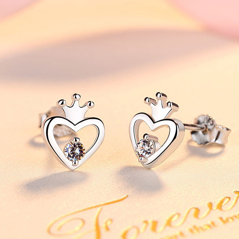 King Earrings Stud