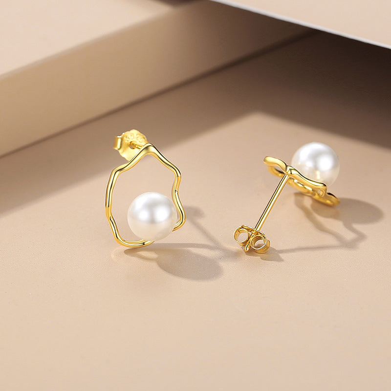 Pearl Stud