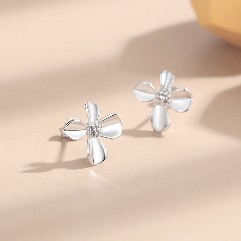 Four Leaf Earrings Stud