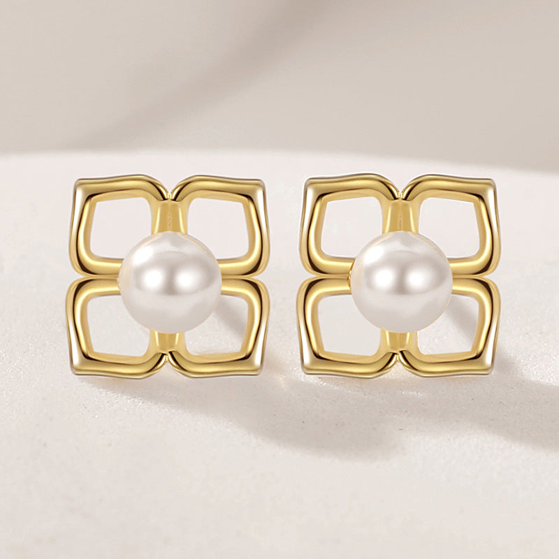 Pearl Earrings