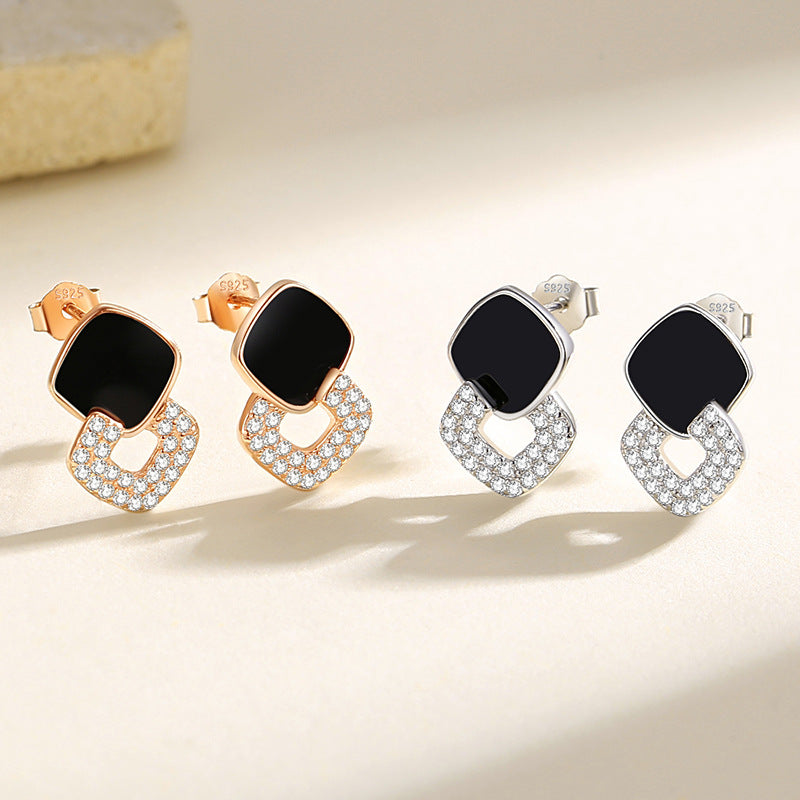 Women Stud Earring