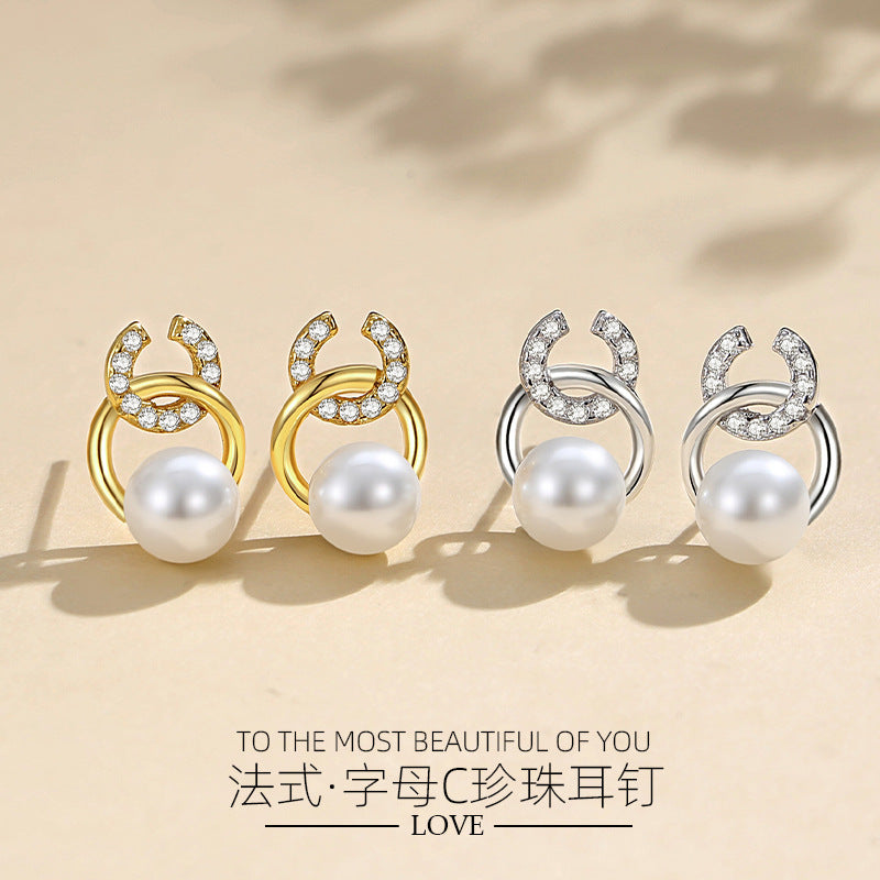 Pearl Stud